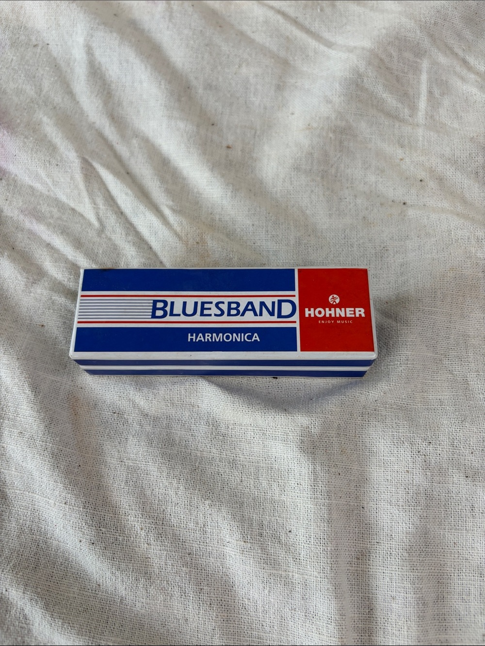 Hohner Bluesband Harmonica - Blue & Red Case